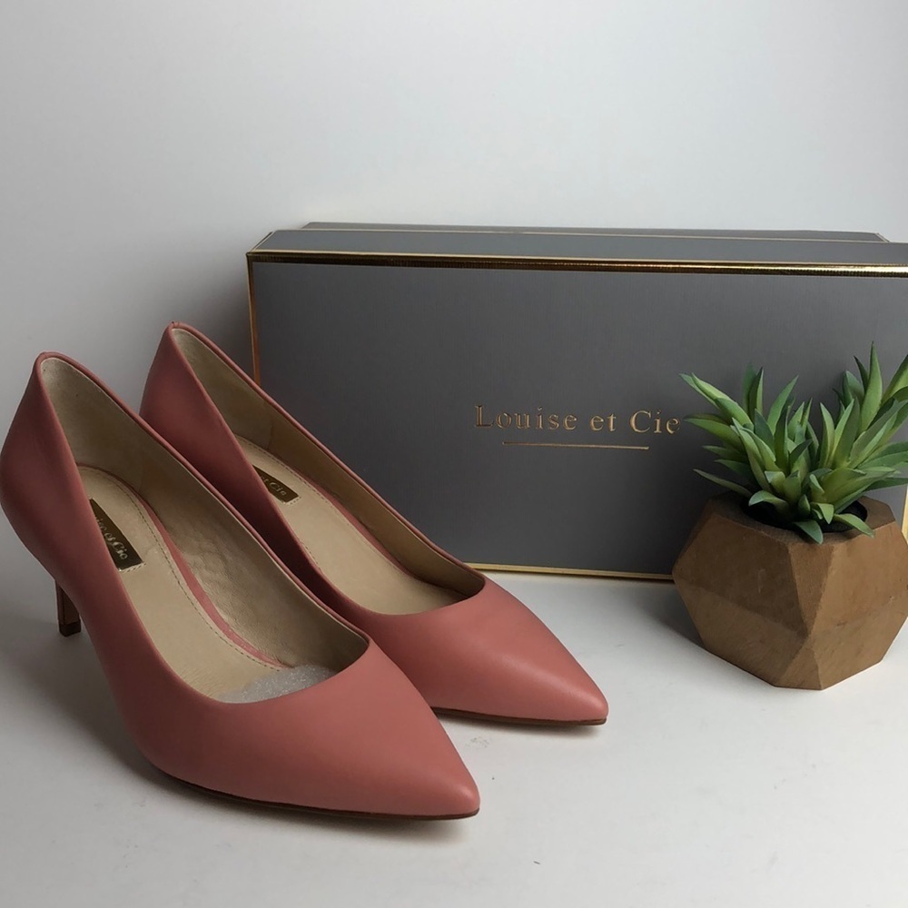 NEW Louise et Cie Jordyna Pumps Heels 7
